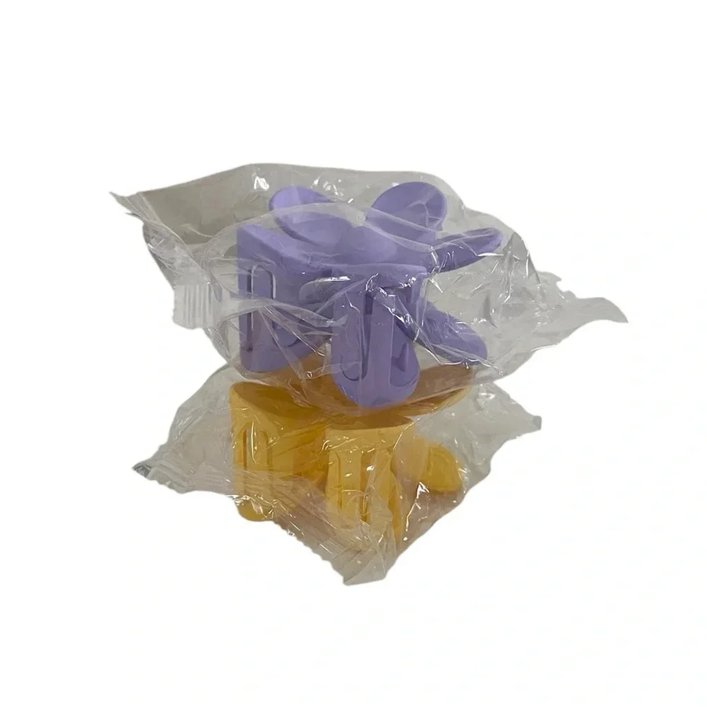 Large Flower Hair Accessories Claw Hair Clips Set of 2 Yellow & Purple NWOT - Picture 10 of 12